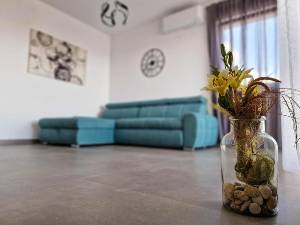 Villa Poseidon Novalja Extérieur photo
